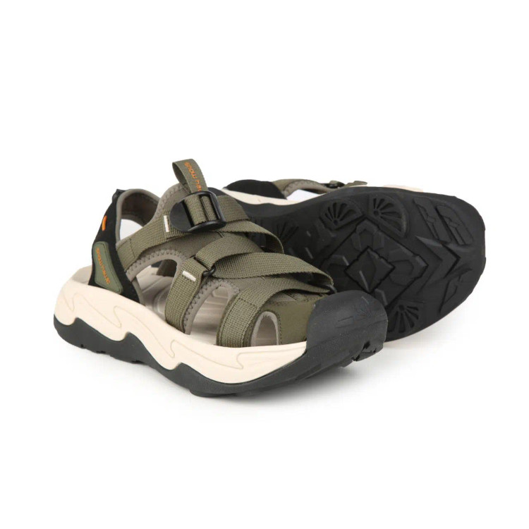 صندل طبیعتگردی مردانه